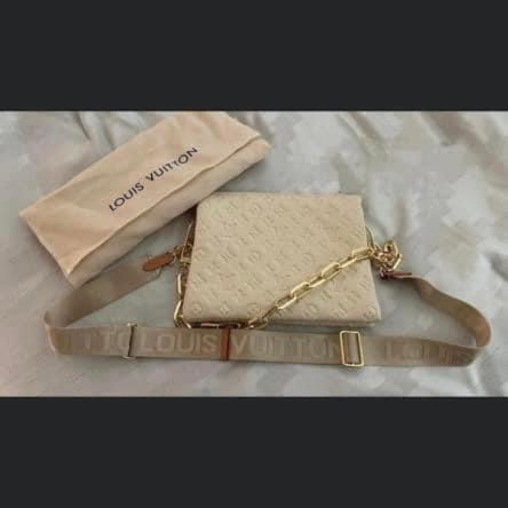 Louis Vuitton purse